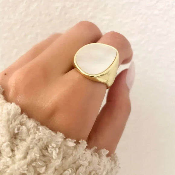 925 Sterling Silver Chunky Mother of Pearl Gold Statement Ring Thick Large Ring - Picture 6 of 8